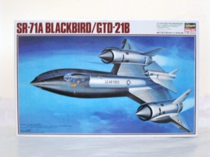 HASEGAWA 1/72 K16X SR-71A BLACKBIRD /GTD-21B